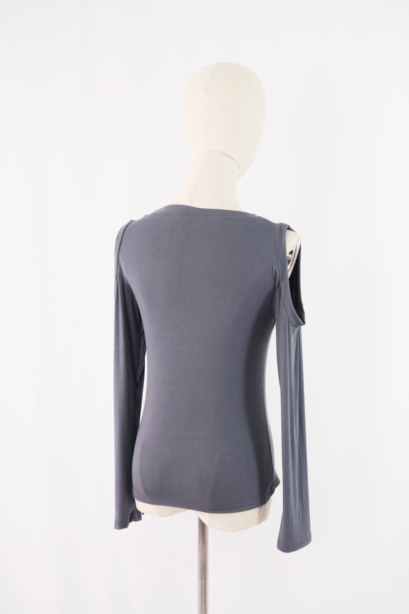 เสื้อยืดสีพื้นคอกลมเว้าไหล่ - Basic T-Shirt
