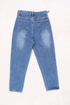 กางเกงยีนส์ขายาวเอวสูง  - High Waist Jeans