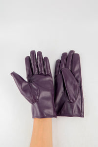 ถุงมือหนังกันหนาว ปอมเล็กดำขาว  - Genuine Leather Gloves
