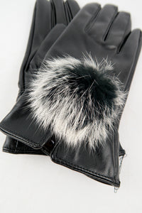 ถุงมือหนังกันหนาว ปอมเล็กดำขาว  - Genuine Leather Gloves