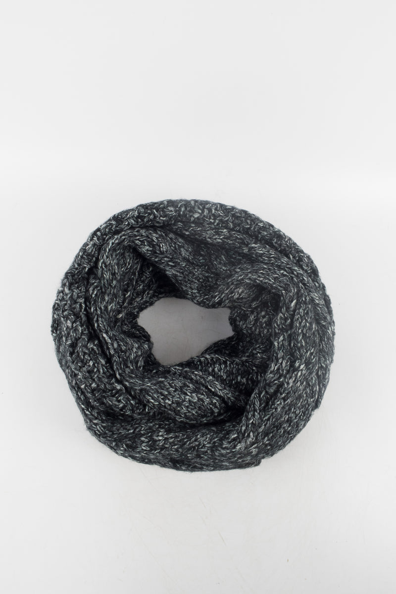 ผ้าพันคอทรงกลมอินฟินิตี้ - Warm Knit Infinity Scarf