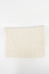ผ้าพันคอทรงกลมอินฟินิตี้ - Warm Knit Infinity Scarf