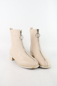 รองเท้าบูทหนังมีส้น แต่งซิปหน้า - Stylish Women's Short Boots With Buckle and Metal Design