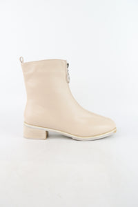 รองเท้าบูทหนังมีส้น แต่งซิปหน้า - Stylish Women's Short Boots With Buckle and Metal Design