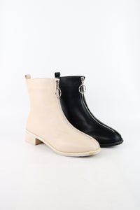 รองเท้าบูทหนังมีส้น แต่งซิปหน้า - Stylish Women's Short Boots With Buckle and Metal Design