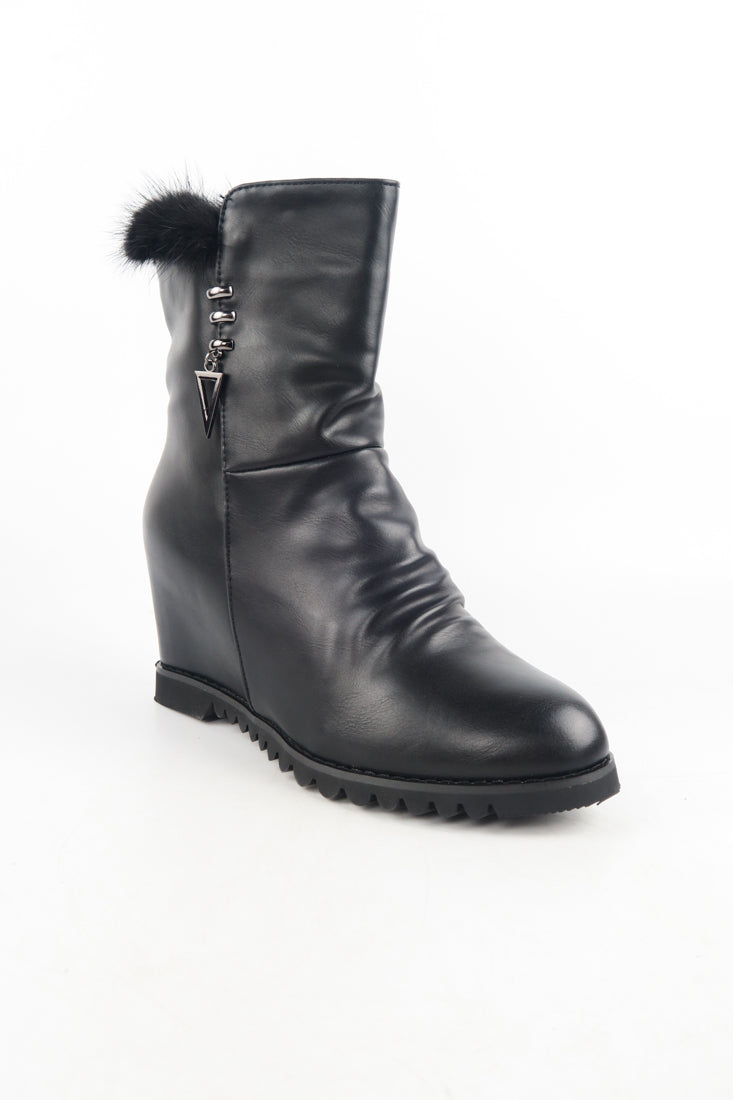รองเท้าบูทหนัง แบบเสริมส้น รุ่น 1906 - Natalie Short Engineer Boot