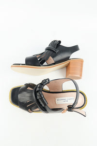 รองเท้าแฟชั่นแตะส้นตึก รัดส้น - Chucky Heels Sandals