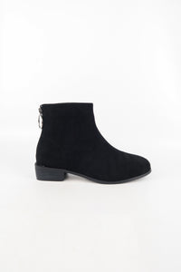 รองเท้าบูทกันหนาว ส้นสูงแต่งซิปหลัง - Pointed Toe Mid Heel Ankle Boots