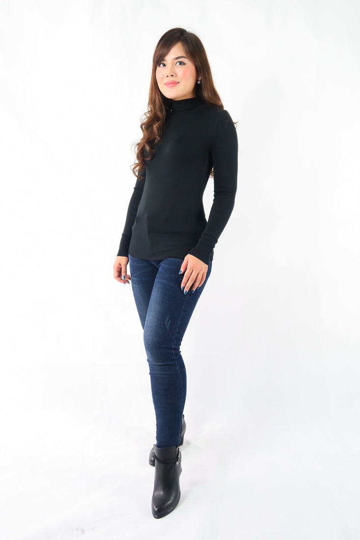 เสื้อไหมพรมคอสูงแขนยาวแบบบาง - Mock Neck Knit Sweater