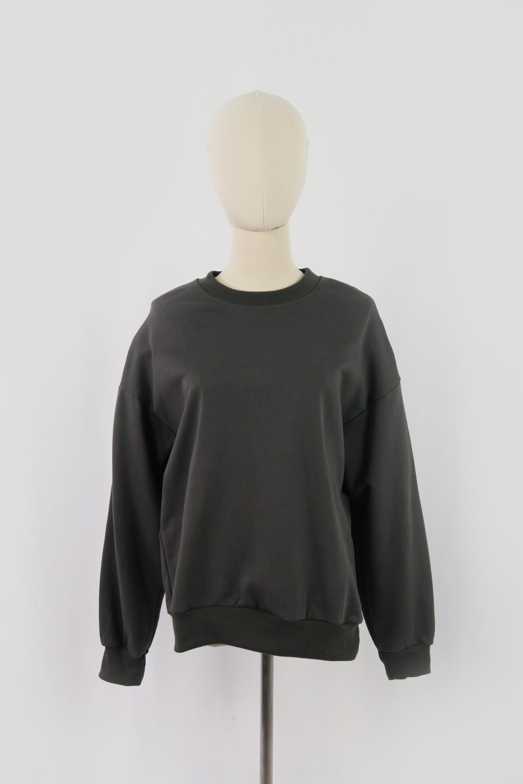 เสื้อสเวตเตอร์ ทรงหลวม แขนยาว - Pullover Sweater