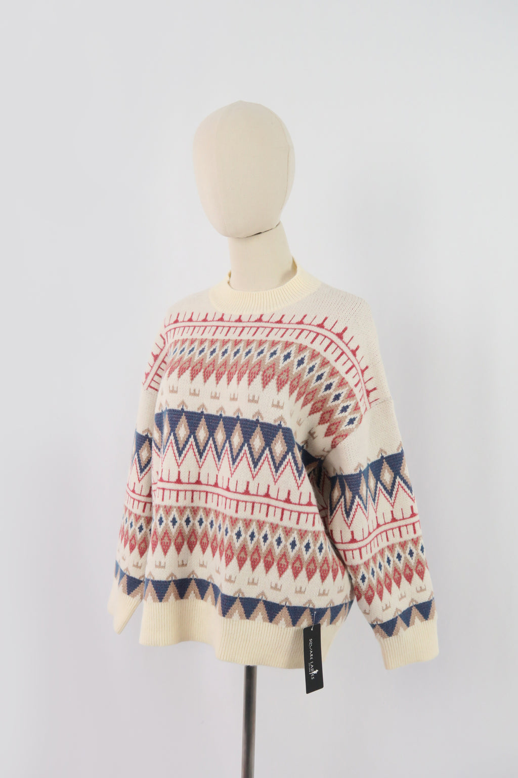 เสื้อสเวตเตอร์ไหมพรมทอเส้น - Women's Basic Round Neck Side Split Loose Long Sleeve Knit Sweater