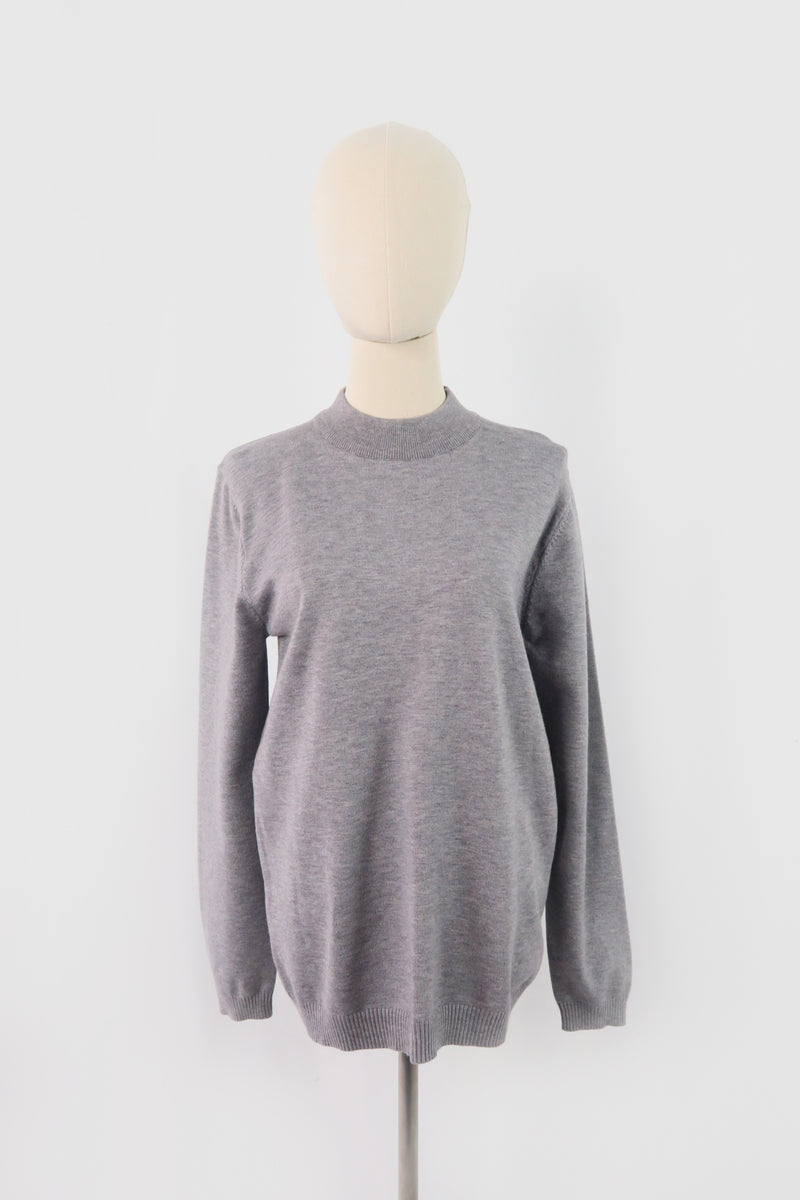 เสื้อไหมพรม เสื้อสเวตเตอร์ เสื้อกันหนาวคอกลม แขนยาว - Loose Long Sleeve Knit Sweater