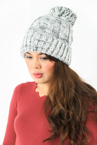 หมวกไหมพรม ทรงบีนนี่แต่งปอม แบบบุขนด้านใน - Thick Cable Knitted Fleece Lined Pom Pom Beanie Hat