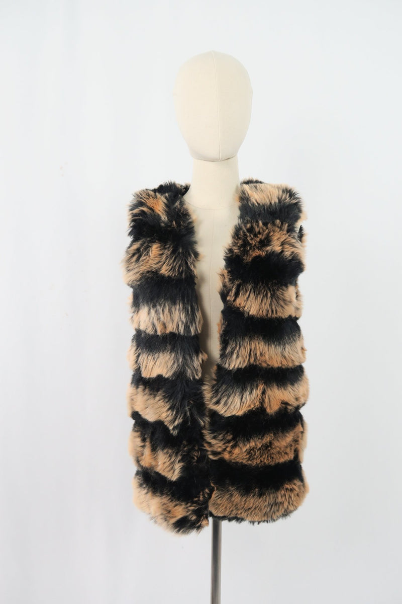 เสื้อกั๊กขนเฟอร์  - Faux Fox Fur Vest