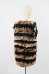 เสื้อกั๊กขนเฟอร์  - Faux Fox Fur Vest