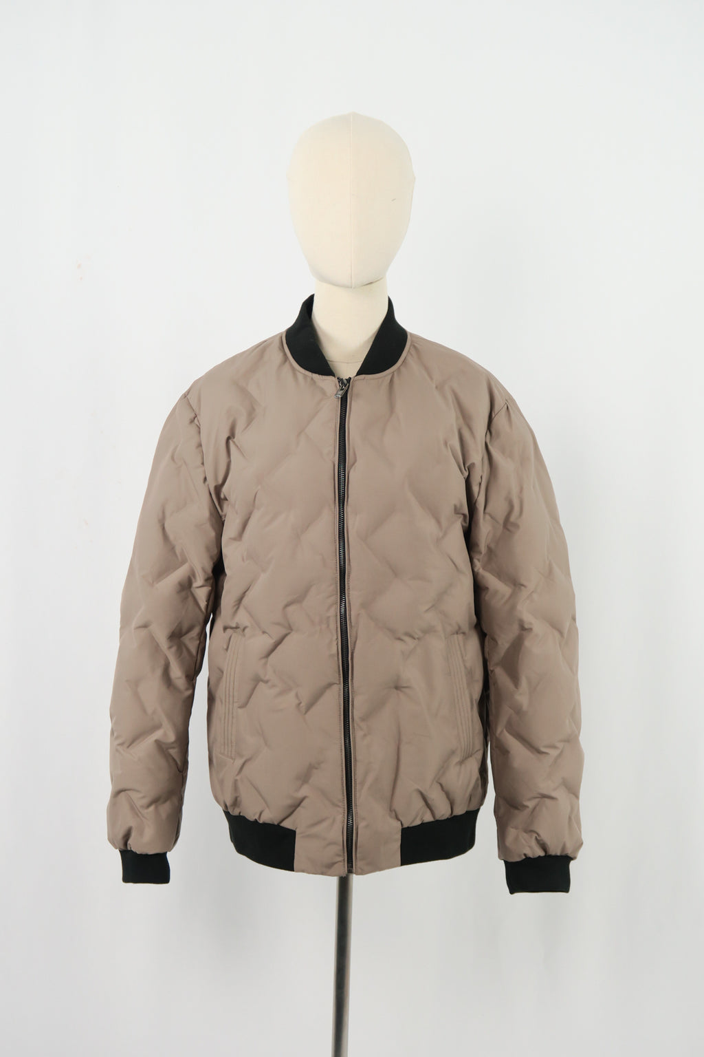 เสื้อแจ็กเก็ตบอมเบอร์แบบบุกันหนาว - Zipper Bomber Quilted Down Jacket