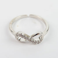แหวนสแตนเลสสตีลเรียบหรู มีสไตล์ แหวนแฟชั่นผู้หญิง - No.5123