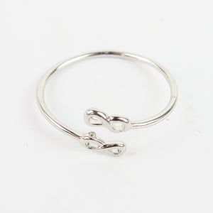 แหวนสแตนเลสสตีลเรียบหรู มีสไตล์ แหวนแฟชั่นผู้หญิง - No.5106