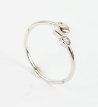 แหวนสแตนเลสสตีลเรียบหรู มีสไตล์ แหวนแฟชั่นผู้หญิง - No.593