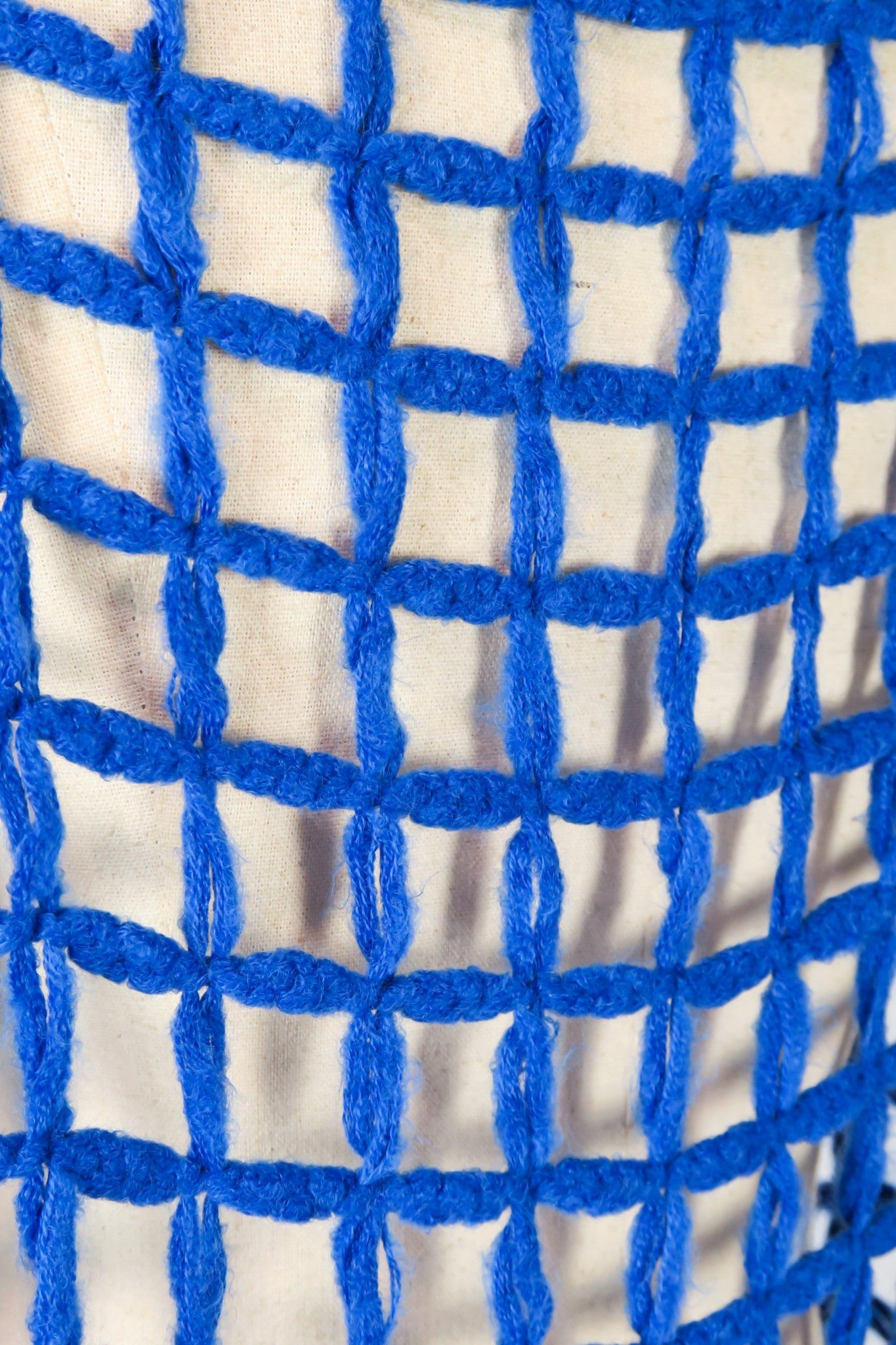 ผ้าพันคอไหมพรมตาข่าย  - Large Cable-Knit Soft Wool Scarf
