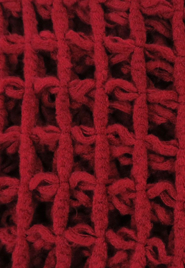 ผ้าพันคอไหมพรมตาข่าย  - Large Cable-Knit Soft Wool Scarf