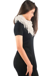 ผ้าพันคอทรงกลมอินฟินิตี้ - Warm Knit Infinity Scarf With Tassels