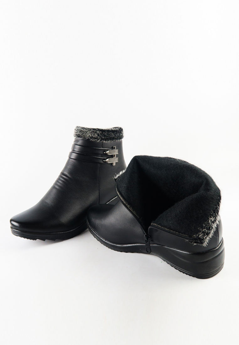 รองเท้าบูทหนังแต่งขน 6819 - Faux Fux Patent Leather Ankle Boots